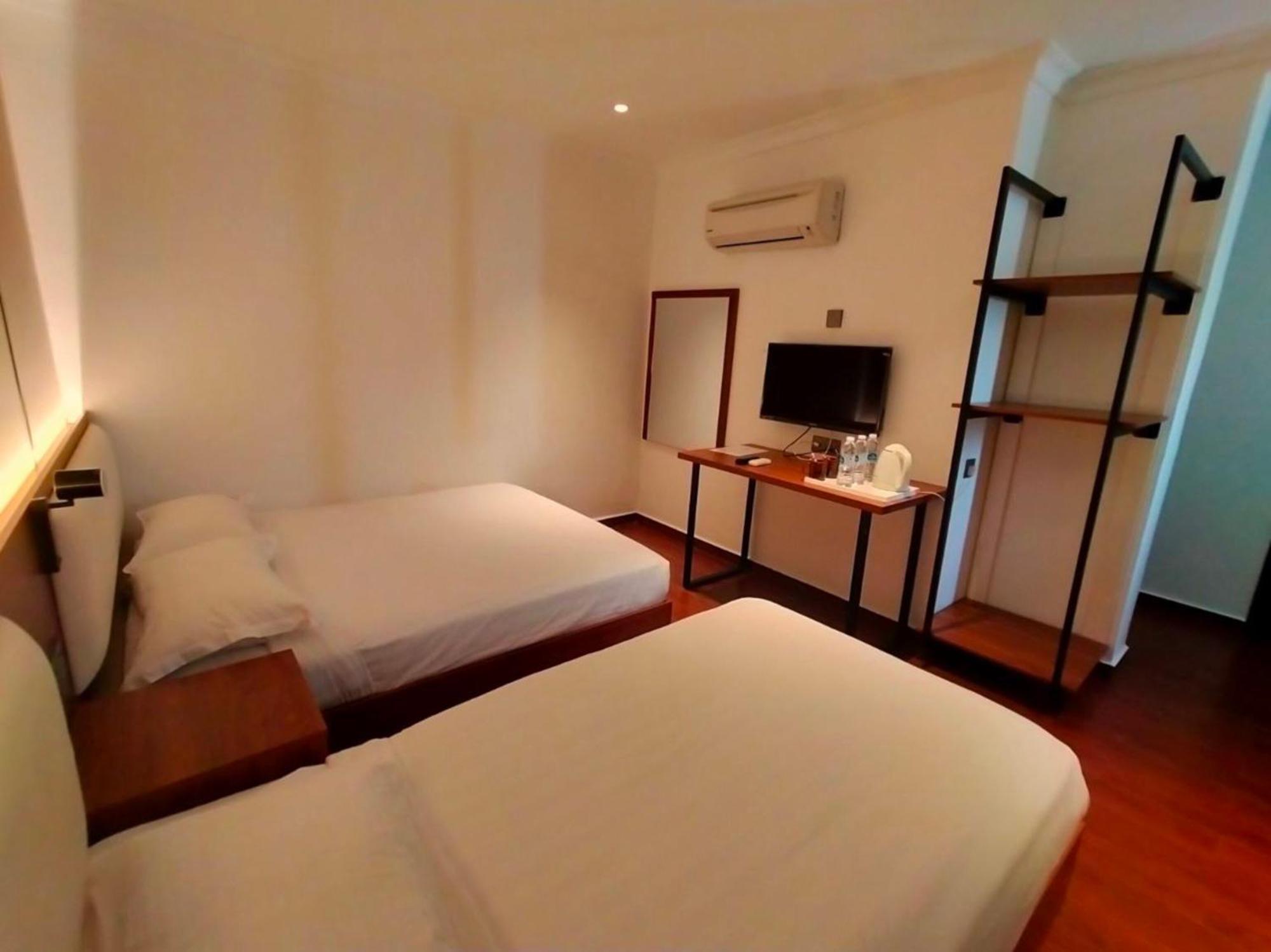 ג'ורג' טאון Super Oyo 998 Queen City Hotel מראה חיצוני תמונה